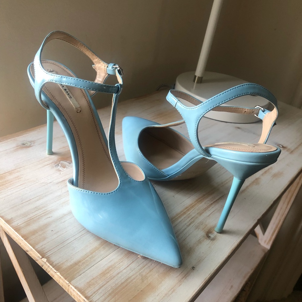 ZARA Basic Collection BabyBlue T-strap heels